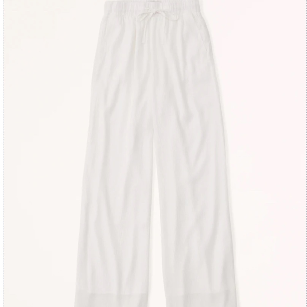 NWOT Abercrombie Crinkle Pull-On Wide Leg Pants White (Size Small - Tall)